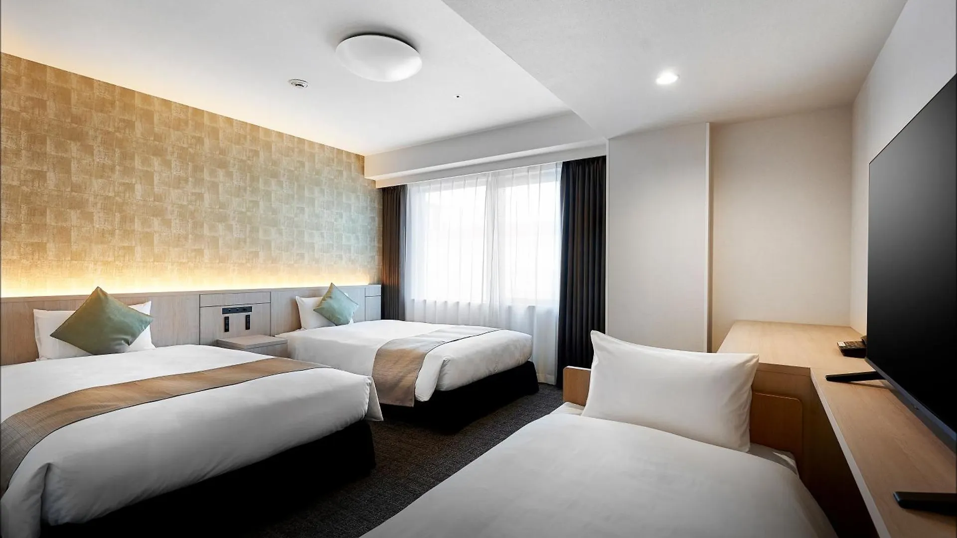 Daiwa Roynet Hotel Kyoto-Hachijoguchi 4*, Kyoto Japan
