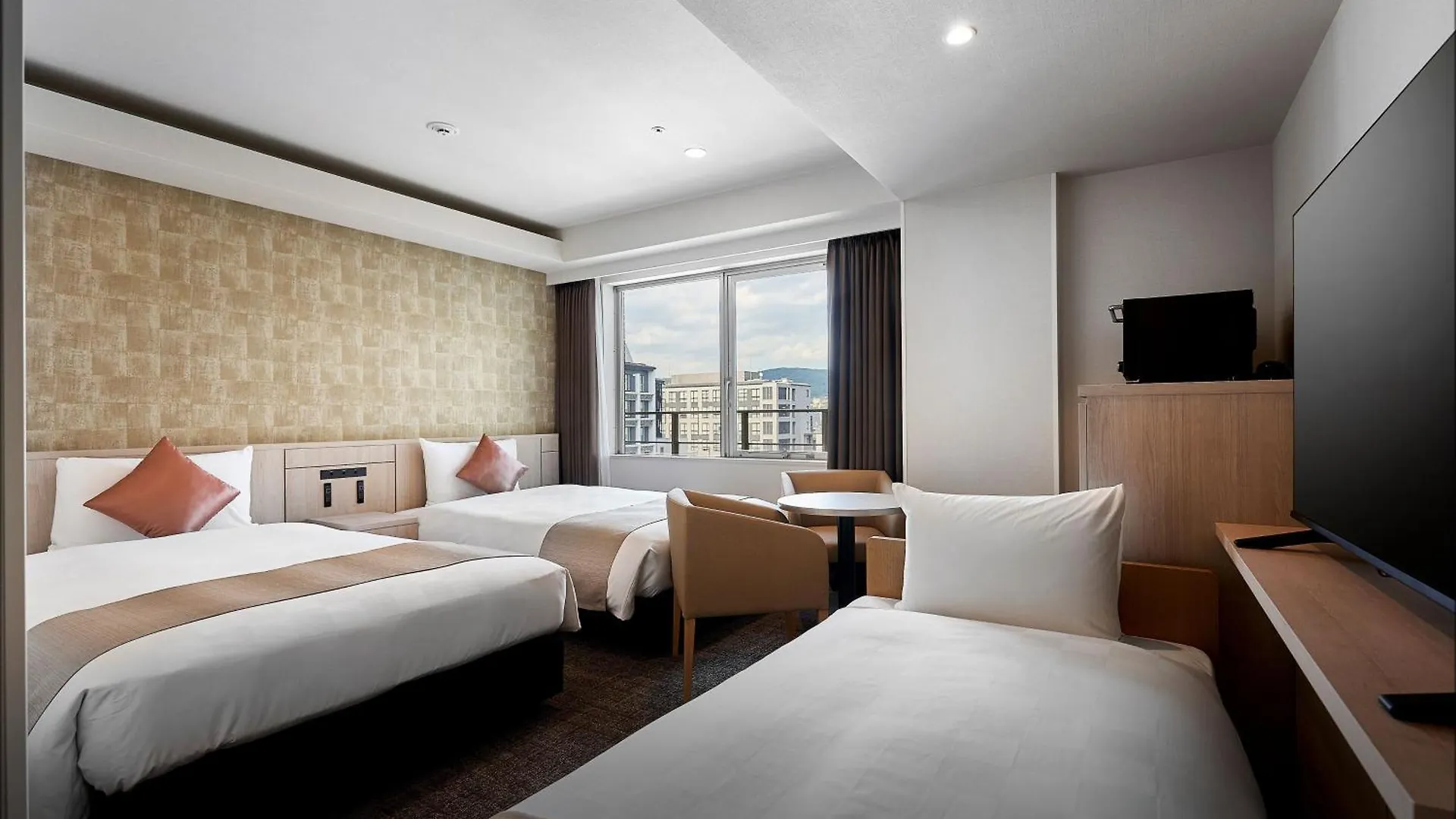 Daiwa Roynet Hotel Kyoto-Hachijoguchi 4*, Kyoto
