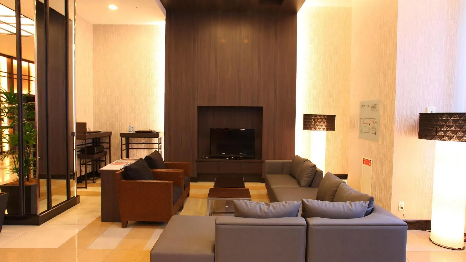 Daiwa Roynet Hotel Kyoto-Hachijoguchi 4*, Kyoto
